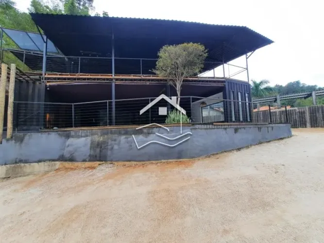 Loja- Petrópolis, Itaipava