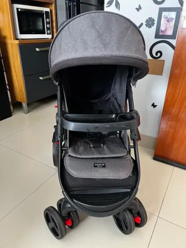 Carrinho de bebê Cosco Nexus