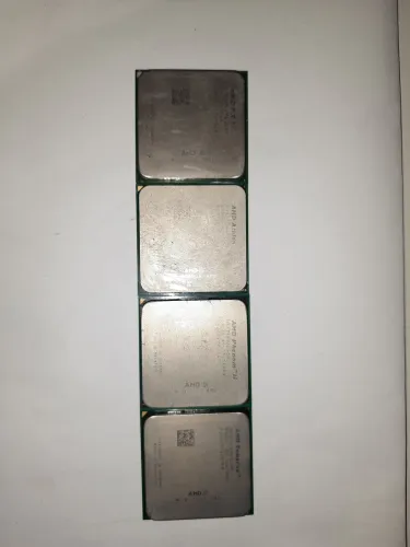 Processadores AMD FX - Phenom X4 e X2 e Atom