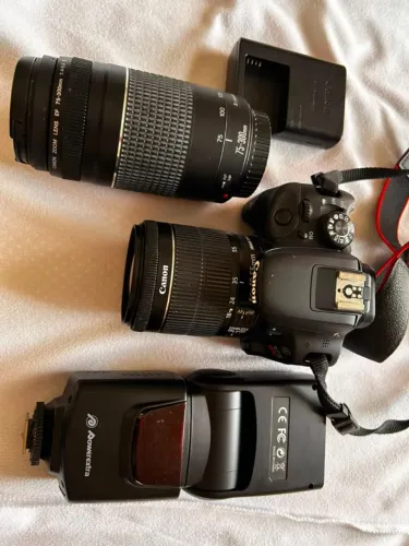 Canon EOS Rebel SL1 + 2 Lentes Canon + flash