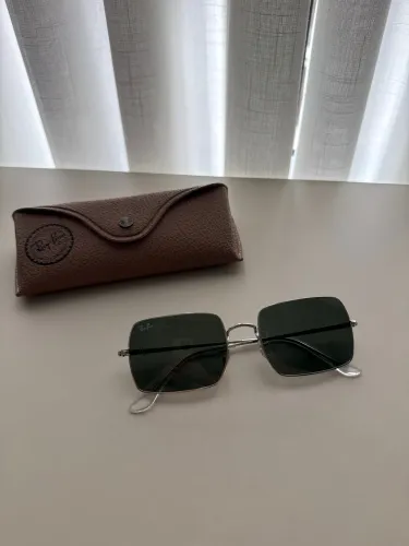Óculos de Sol Ray-Ban Retangular Armação Prata - Original (Com Case)