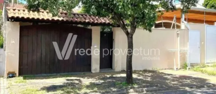 Casa Térrea Espaçosa na Vila Santana