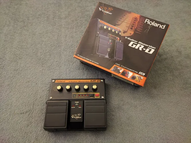 Pedal Roland Gr-D V-Guitar Distortion 