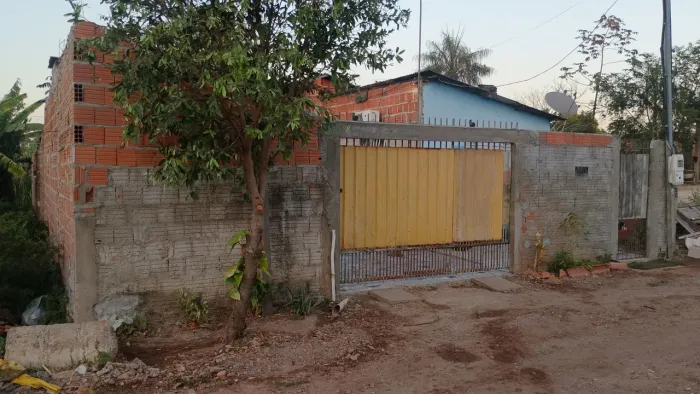 Vendo ou troco por chácara 