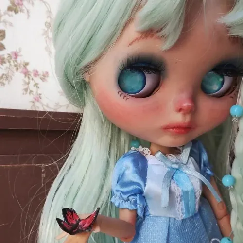 Vendo boneca Blythe ?
