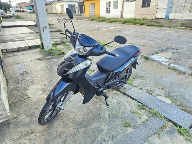Biz 100 ano 2014 vendo troco e aceito cartão
