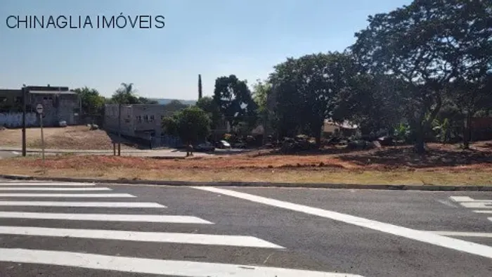 Terreno Comercial de 1.842m² para Venda ou Locação em Campinas-SP, Jardim Satelite Iris