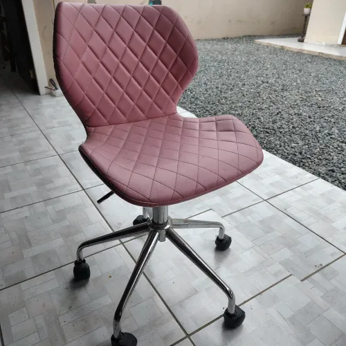 Cadeira rodinhas escritório Rosa