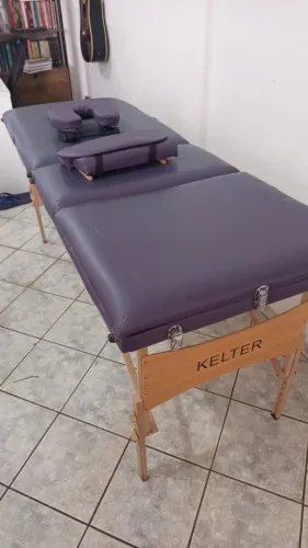 Maca para massagem com suporte de cabeça