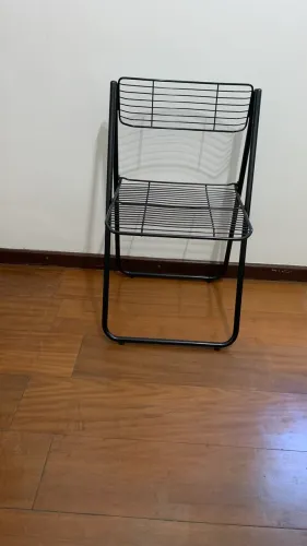 Antiga cadeira dobrável (nova)!