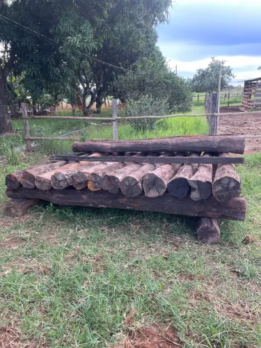 Palanques de aroeira novos 
