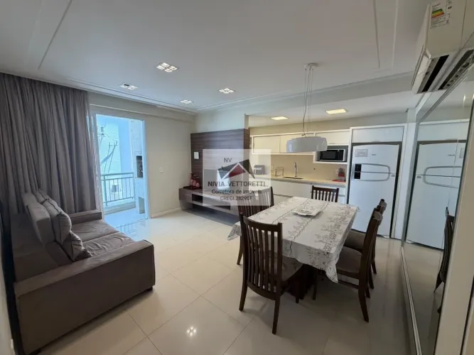 APARTAMENTO MOBILIADO A 50 METROS DO MAR É ATRAVESSAR A RUA E ESTAR NA PRAIA!