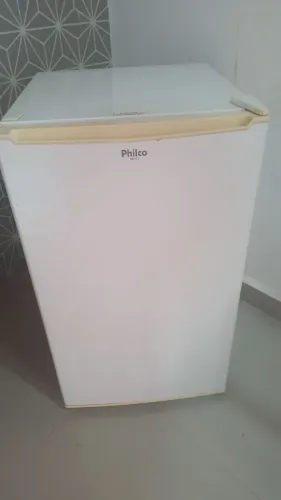 Vende se frigobar seminovo