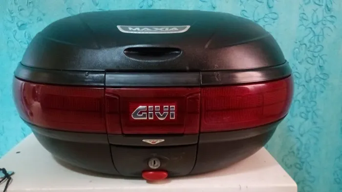 Baú Givi maxia 55