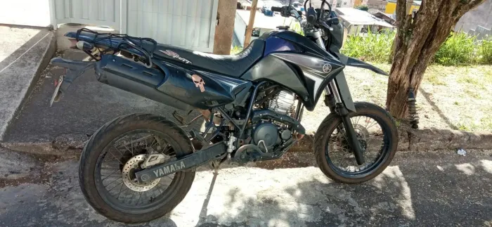 Troco por MOTO por CARRO do mesmo valor.