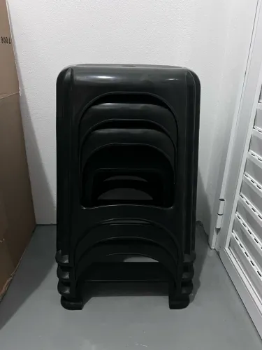 Bancos plástico preto