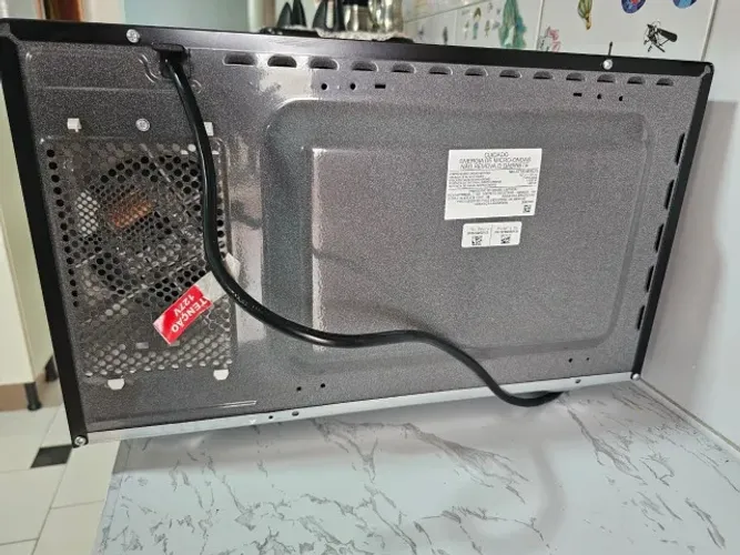 Microondas Panasonic Dupla Refeição 34L Black Glass - NN-ST66NBRU