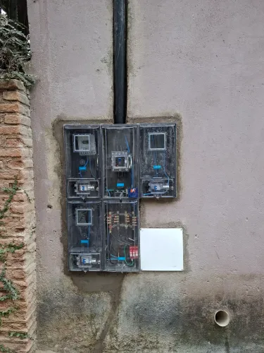 ELETRICISTA JACARAIPE 24 HORAS