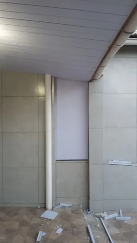 Instalação de forro de PVC 