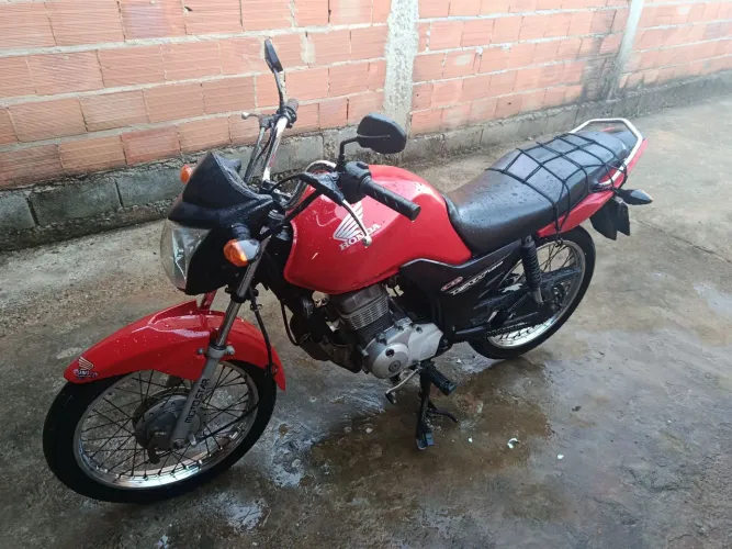 Vende-se Fan 125 ks 2014 conservada