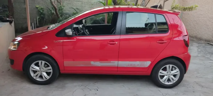 Volkswagen Fox Rock IN RIO 1.6 MI Total Flex 8V 5P 2014