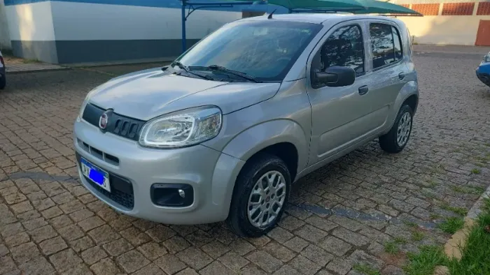 Fiat Uno Attractive 1.0 EVO Fire Flex 8V 5P 2016