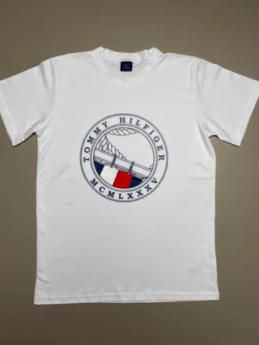 Camiseta Tommy Branca/Vermelho e Azul