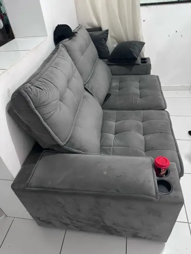 Sofá Retrátil e Reclinável 2 Lugares, 2 Metros, Cinza com Porta-Copos