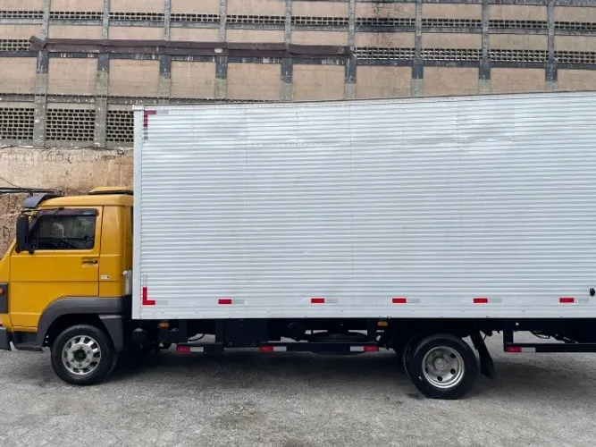 VW 9.160 DRC 4X2 - MOTOR CUMMINS - NO CHASSI OU BAU + PLATAFORMA