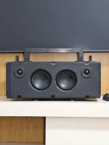 Gravium boombox, caixa de som artesanal estilo boombox.
