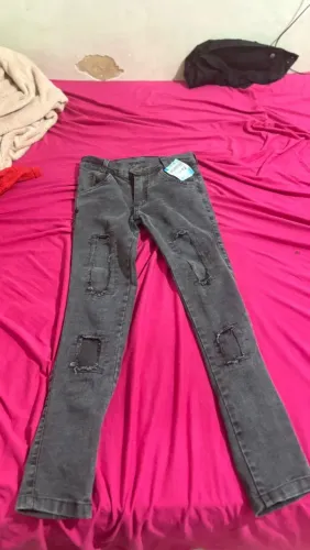 Vendo calça jogador nunca foi usada
