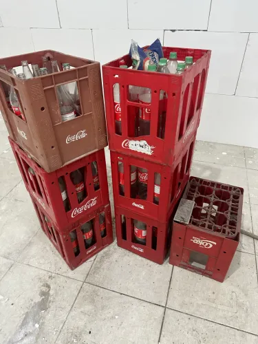 FRASCOS RETORNÁVEIS DE COCA DE 1L e de 2L