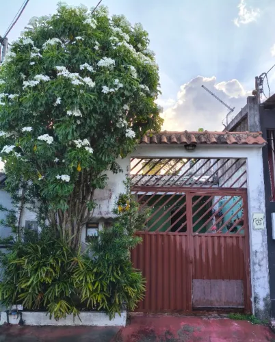 Vende-se Casa a 5 minutos a pé do shopping VIA NORTE