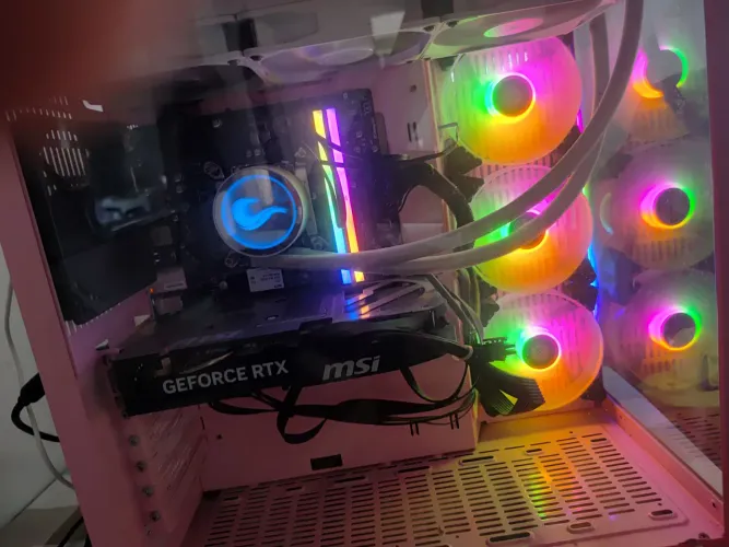 PC GAMER 2K