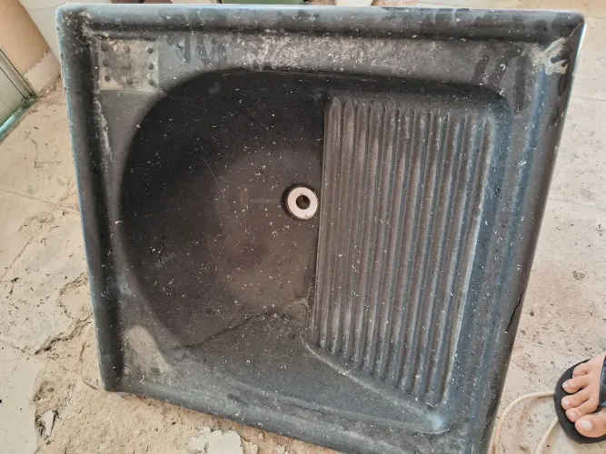 Tanque mármore sintético 60X60