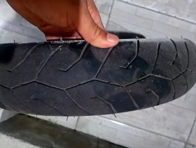 Pneu traseiro PCX Pirelli 100-80-14