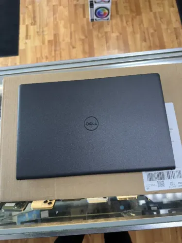 Notebook Dell Inspiron I15-i120k-a30pf I5 16gb 512 15.6 W11 - notebook de reserva, sem uso