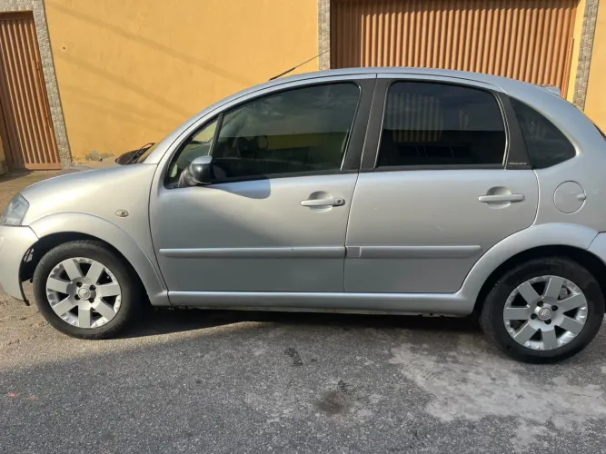 Citroen C3 Exclusive 1.4 Flex 8V 5P 2012
