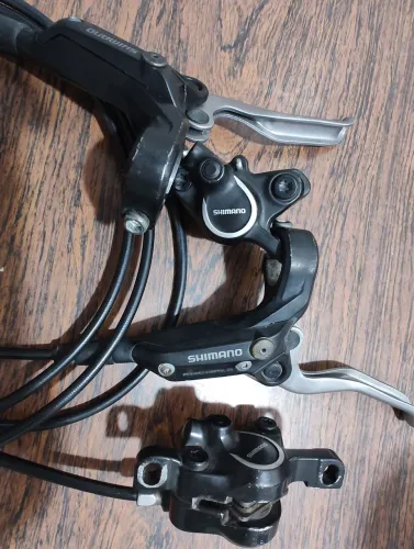Par de freio hidráulico SHIMANO 365 --Excelente estado de conservação