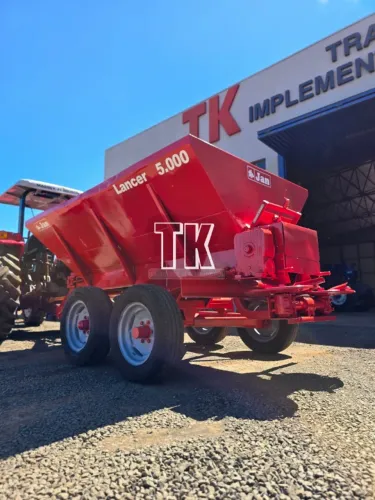 cod. 1390 DISTRIBUIDOR DE CALCARIO JAN LANCER 5.000 KG - Tk Tratores Nova Andradina-MS