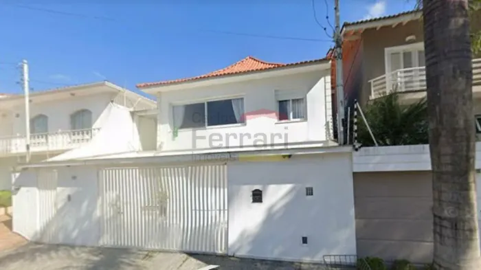 Casa nas Palmas do Tremembé, assobradada, 3 dormitório sendo 2 suites, edícula, 6 vagas