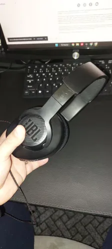 Fone de ouvido Gamer JBL Quantum