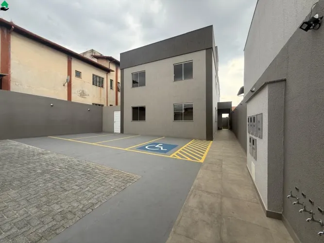 Imperdível cobertura à venda em Contagem-MG, bairro Nacional: 3 quartos, sala, banheiro, g