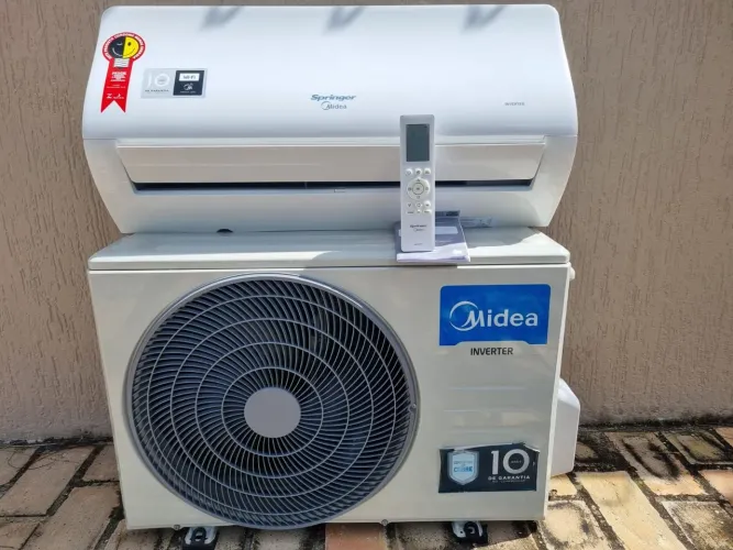 AR CONDICIONADO M.I.D.E.A INVERTER XTREME SAVE CONNECT 9MI BTUS COM WIFI E ALEX COMO NOVO!