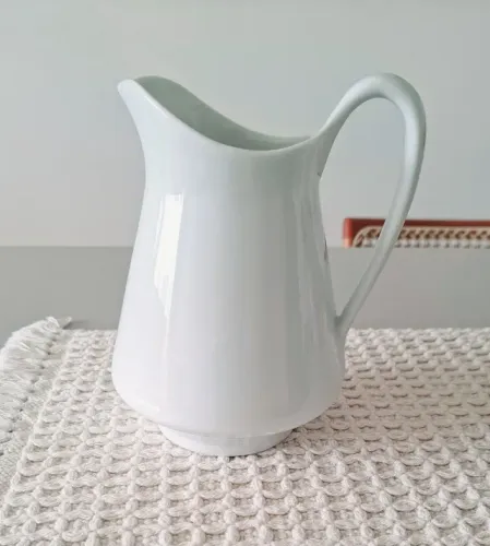 Leiteira/Suqueira em Porcelana Branca de 1,200 ML