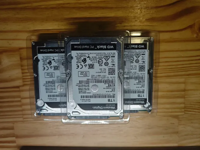 HD 1tb western digital 2.5