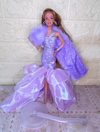 Boneca Barbie Signature Gala Collection Lavander Daydream