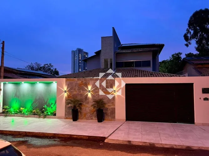 Sobrado com 4 dormitórios à venda, 370 m² por R$ 1.800.000,00 - Plano Diretor Norte - Palm