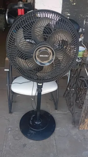 Ventilador de pé