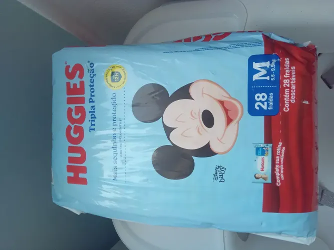 Fralda Huggies M